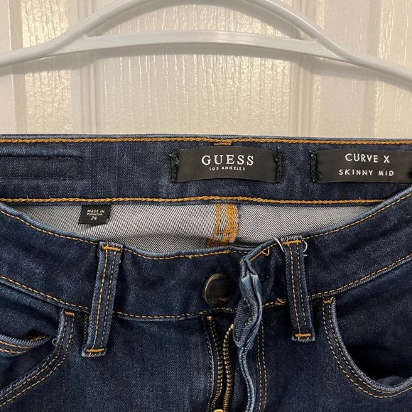 Guess Skinny Jeans - Picture 2 of 3